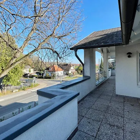 Schwanenburg Apartments Kolonie Rontgental Exterior foto